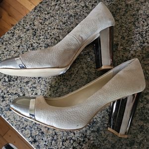 Beautiful Calvin Klein pumps